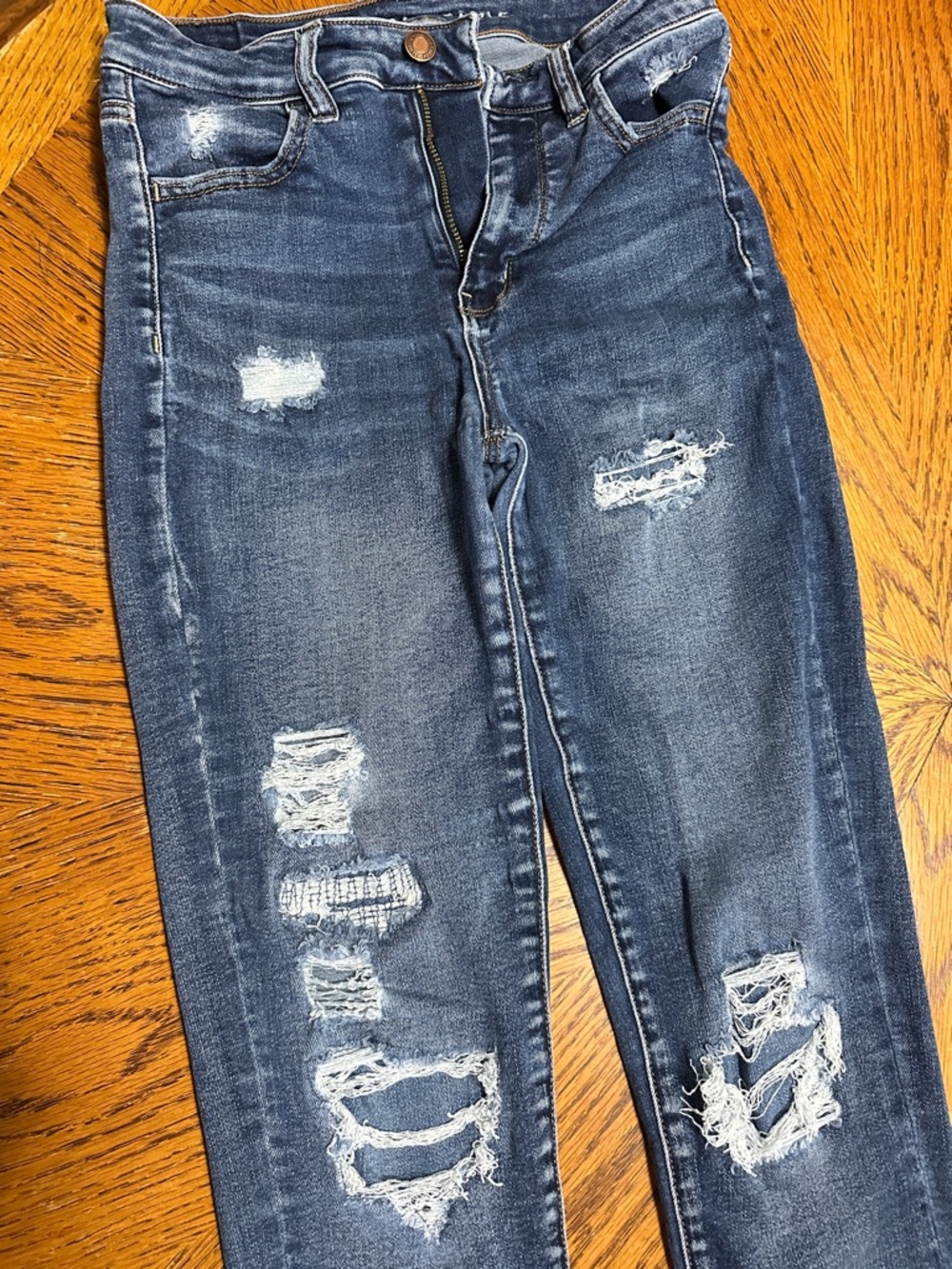 American Eagle Outfitters Distressed Dark Blue Skinny Jeans